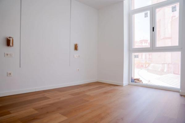 Piso en venta en Calle Ramón Albarrán, 3