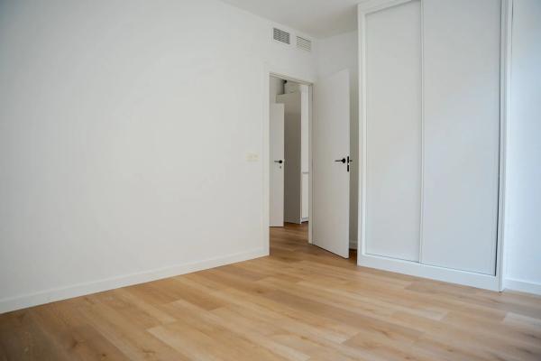 Piso en venta en Calle Ramón Albarrán, 3