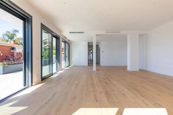 Casa o chalet independiente en venta en calle Diane Fossey, 4