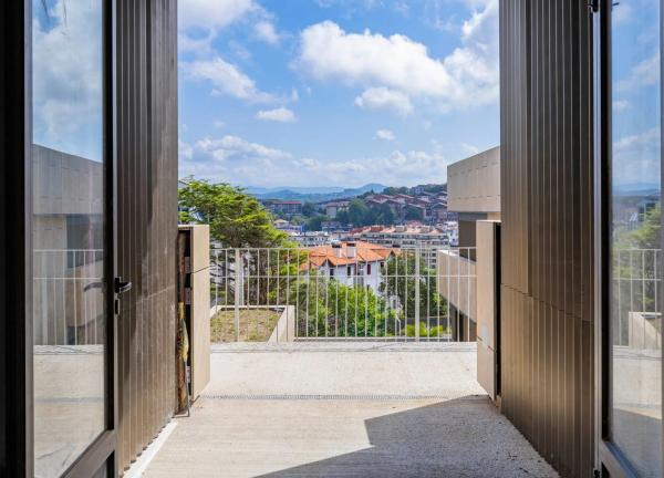 Piso en venta en Rodil, 53