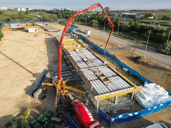 Chalet adosado en venta en calle Pedro Azcarate, 20