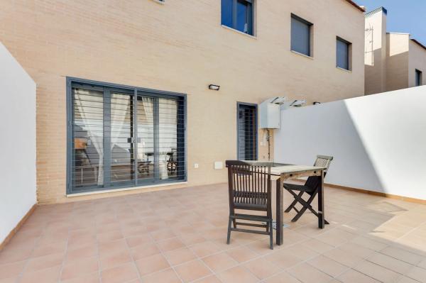 Chalet adosado en venta en Alfonso X el Sabio Esq. C/Carmen s/n