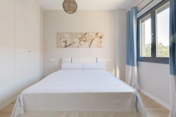 Chalet adosado en venta en Alfonso X el Sabio Esq. C/Carmen s/n