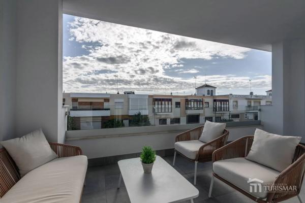 Piso en venta en Ramón y Cajal, 16