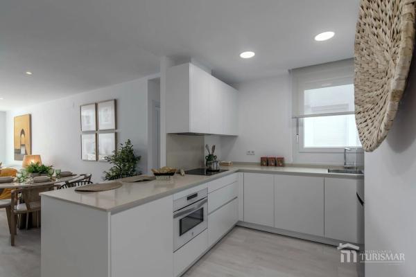 Piso en venta en Ramón y Cajal, 16