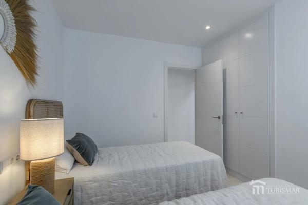 Piso en venta en Ramón y Cajal, 16