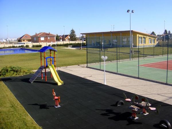 Casa o chalet independiente en venta en calle Reina Urraca, 119