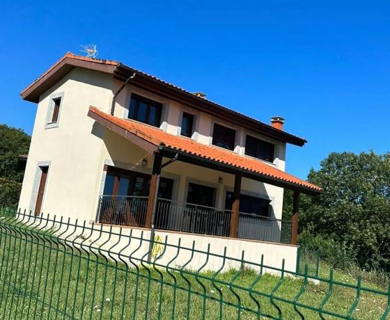 Casa o chalet independiente en venta en camino a Pria, 37