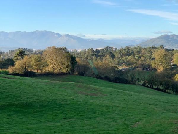 Casa o chalet independiente en venta en calle La Barganiza, 403