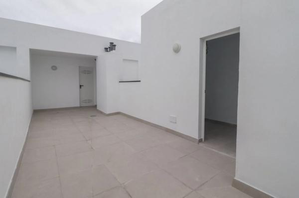 Piso en venta en calle doña perfecta, 148