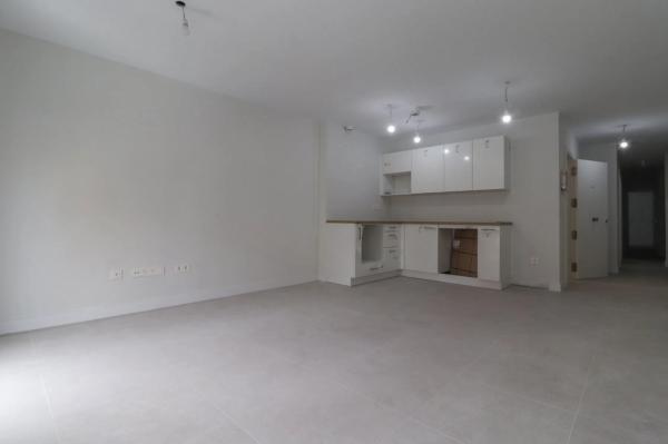 Piso en venta en calle doña perfecta, 148