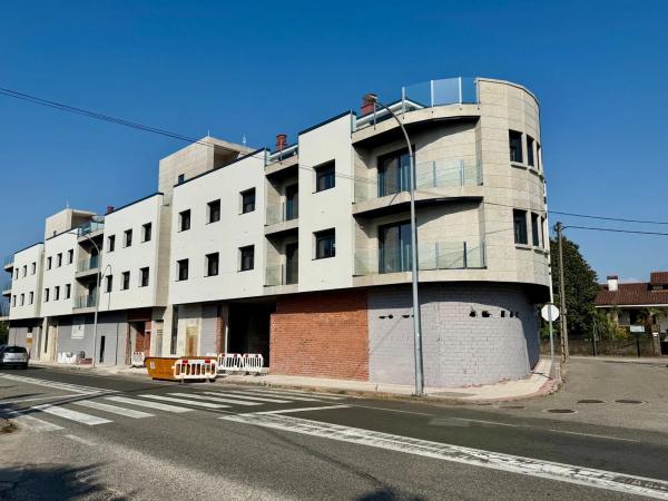 Piso en venta en Avenida Brasil, 39