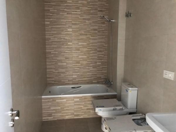 Piso en venta en calle los Pajarones, 2