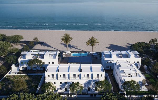 Chalet adosado en venta en calle Pontasgo, 1