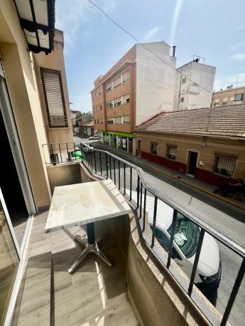 Chalet adosado en calle Larramendi