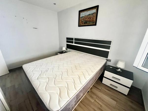 Chalet adosado en calle Larramendi