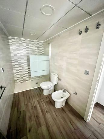 Chalet adosado en calle Larramendi