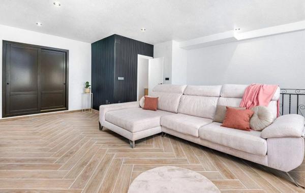 Chalet adosado en calle sierra de alcazar