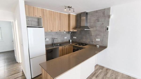 Chalet adosado en calle María Callas