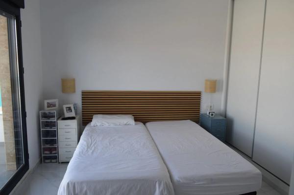 Chalet en calle Maria Goyri