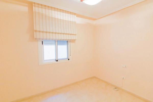 Piso en calle Dolores Baeza Gil