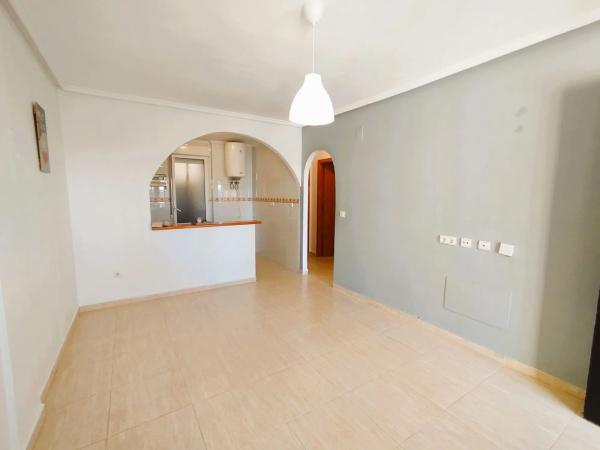 Chalet pareado en calle Cangas