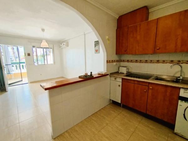 Chalet pareado en calle Cangas