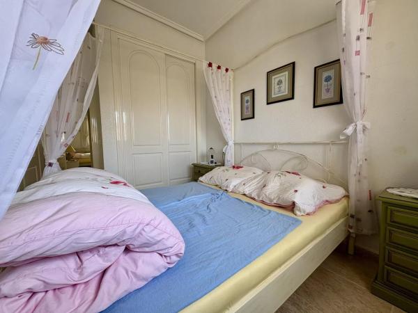 Casa independiente en calle Romeria s/n