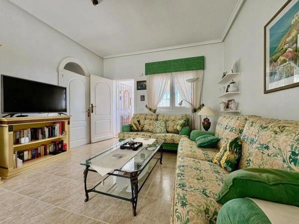 Casa independiente en calle Romeria s/n