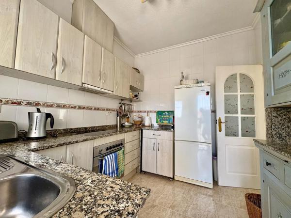 Casa independiente en calle Romeria s/n