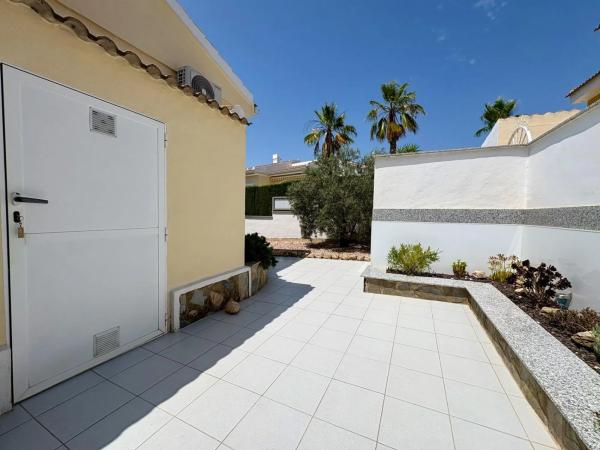 Casa independiente en calle Romeria s/n