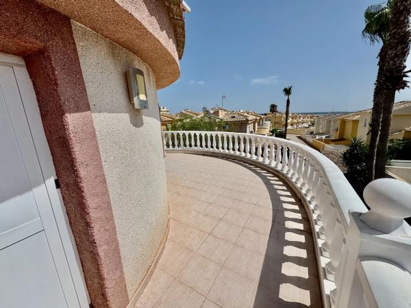 Chalet en calle Estocolmo, 4