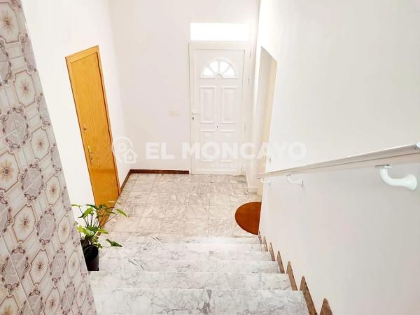 Casa independiente en avenida de Madrid