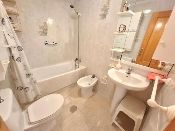 Piso en calle Pintor Antonio López, 4