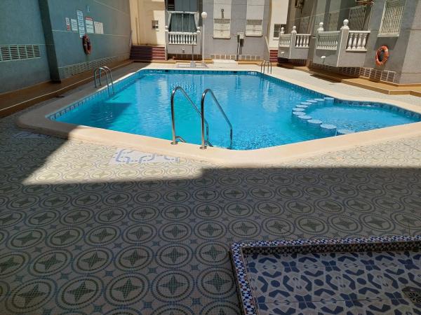 Piso en calle Pintor Antonio López, 4