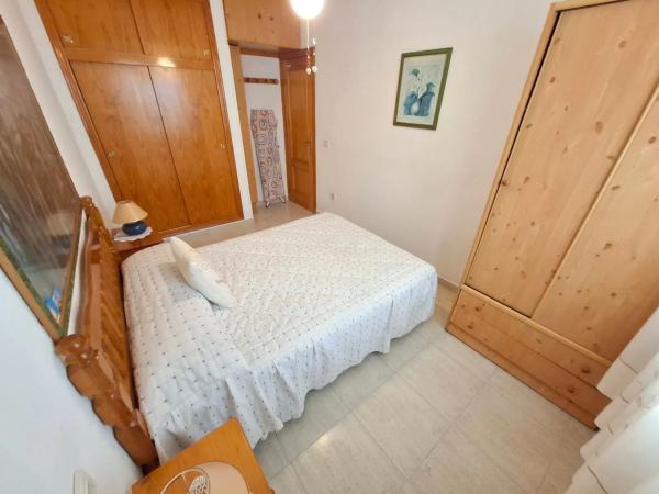 Piso en calle Pintor Antonio López, 4