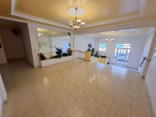 Piso en calle Pintor Antonio López, 4