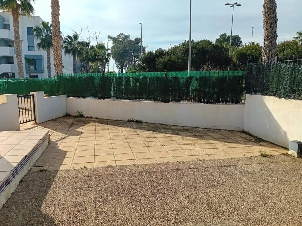 Casa independiente en avenida el Ras Gran