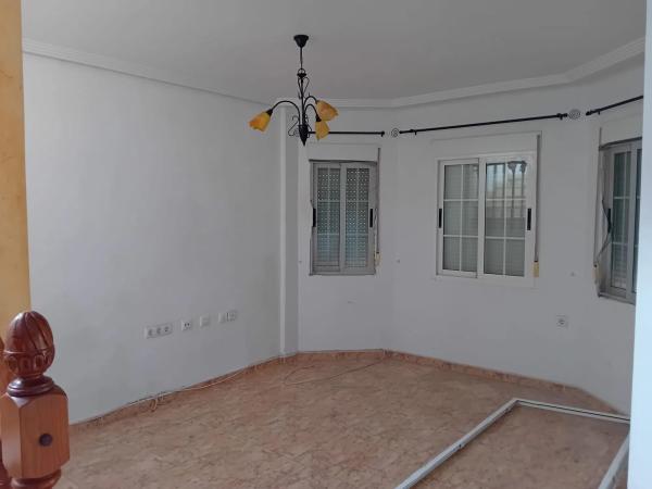 Casa independiente en avenida el Ras Gran