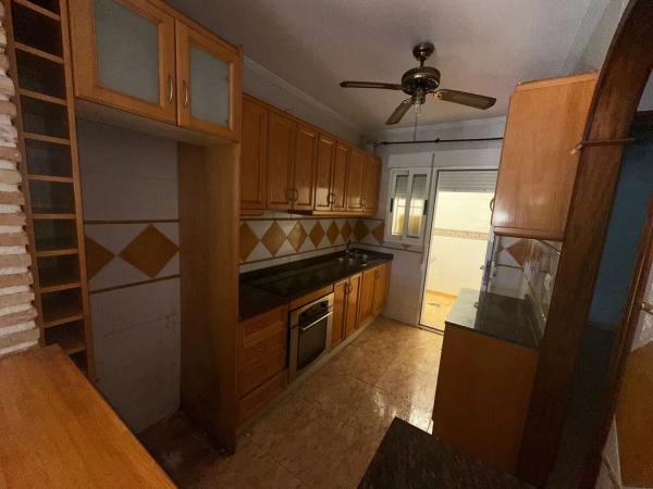 Casa independiente en avenida el Ras Gran, 83