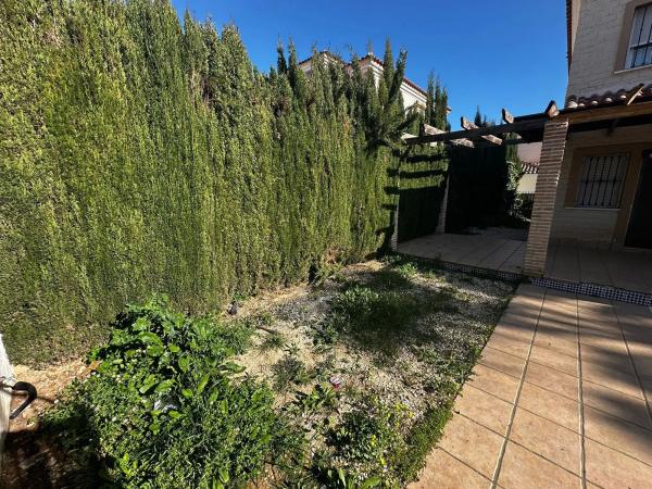 Casa independiente en avenida el Ras Gran, 83