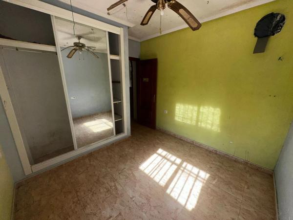 Casa independiente en avenida el Ras Gran, 83