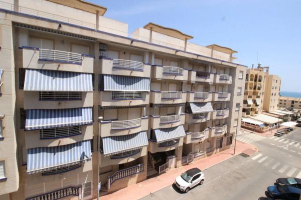 Piso en calle Manuel Lucas Macia s/n