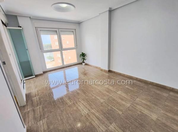 Piso en calle Basilio Paredes