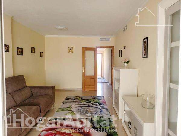 Piso en avenida del Puerto