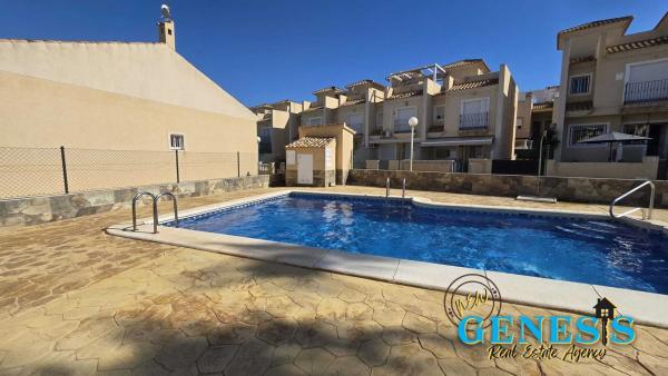 Chalet pareado en Cl Palomina, 1