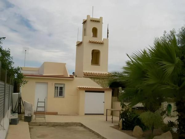 Chalet en Paraje Los Paredes