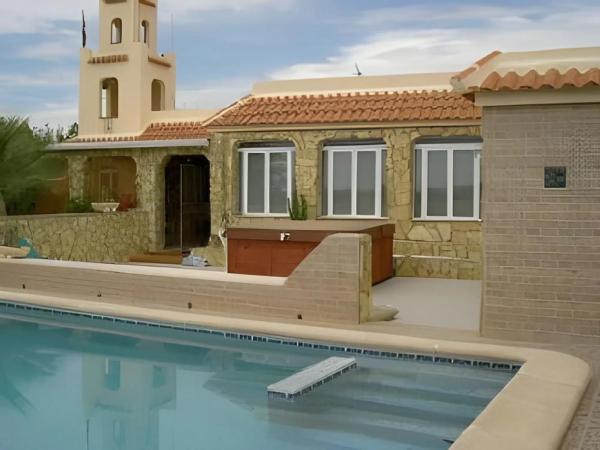 Chalet en Paraje Los Paredes