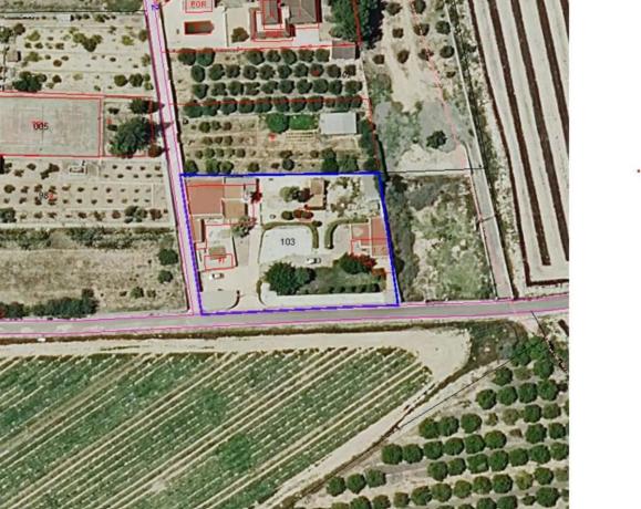 Chalet en Paraje Los Paredes