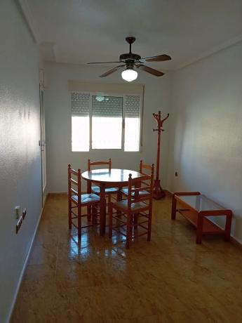 Piso en montesinos s/n